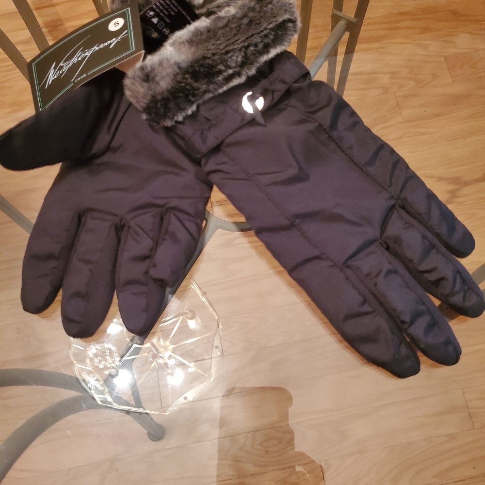 Weatherproof gloves - Picture 4 of 9